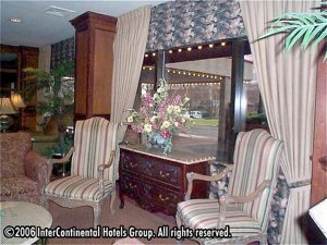 Crowne Plaza Hotel Knoxville