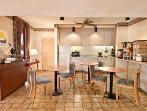 Clinton-Days Inn Interstate/Presbyterian College