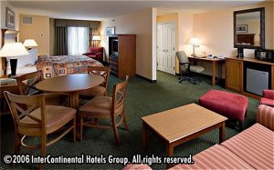 Holiday Inn Otsego-Wildwoods Waterpark