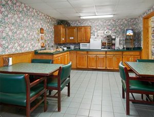 Ozark/Springfield Super 8 Motel