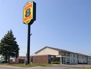 Super 8 Motel - Owatonna