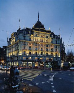 Monopol Swiss Q Hotel