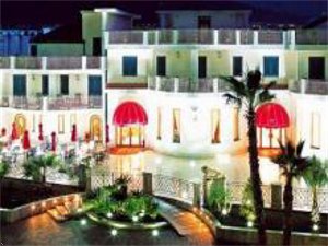 Leonessa Hotel