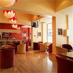 Explorers Inn Hotel