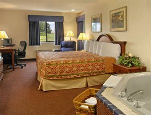 Baymont Inn & Suites Howell