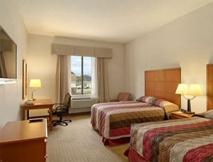 Baymont Inn & Suites Garden City - Savannah