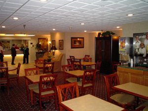 Baymont Inn & Suites Bowling Green