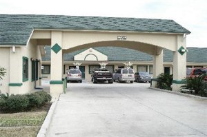Best Value Inn - Humble