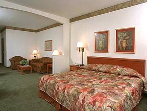 Best Western Lake Worth Inn & Suites