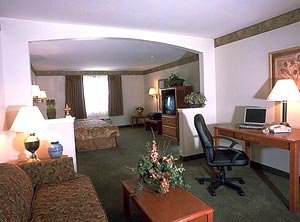 Best Western Lake Worth Inn & Suites