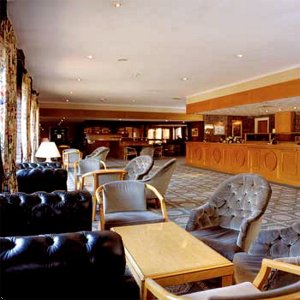 Best Western Parkway Hotel