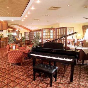 Best Western Buckingham Beales Hotel