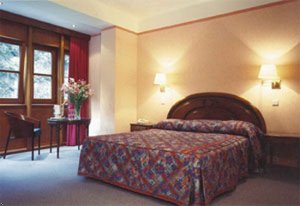 Best Western La Porte De France