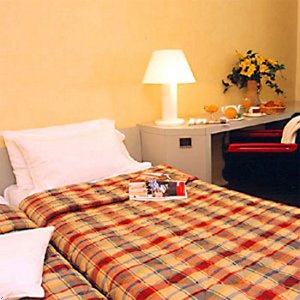 Best Western Le Saint Maurice Paris Porte De Bercy