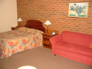 Best Western Heritage Motor Inn