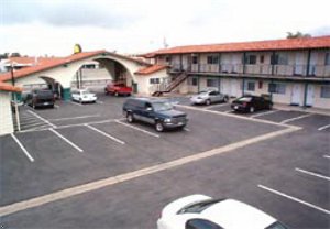 Newport Beach-Days Inn Costa Mesa