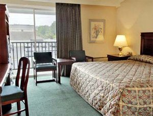 Perry - Days Inn