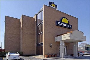 Dallas - Days Inn Arlington/Ballpark/Six Flags
