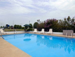 Newport-Days Inn