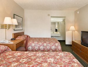 Lumberton-Days Inn Outlet Mall