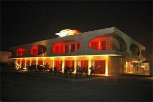 Hotel Cocoon And Lounge