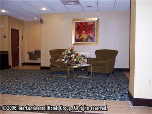 Holiday Inn Express Hotel & Suites Cookeville