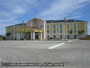 Holiday Inn Express Hotel & Suites Falfurrias