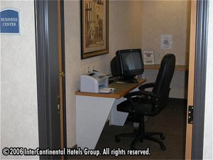 Holiday Inn Express Hotel & Suites Carter Lake (Omaha Airport)
