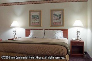 Holiday Inn Express Litchfield
