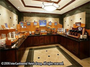 Holiday Inn Express Hotel & Suites Shawnee I-40