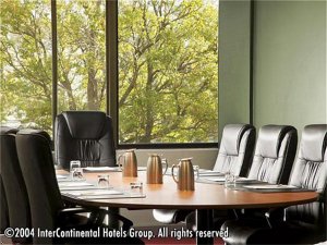 Holiday Inn Holiday Inn Melbourne Airport
