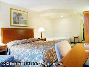 Holiday Inn Hotel & Suites Cary, Nc
