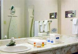Howard Johnson Express Inn