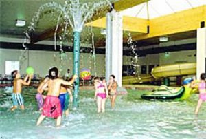 Howard Johnson Hotel - Wisconsin Dells