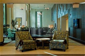 Hampton Inn & Suites National Harbor-Oxon Hill