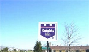 Racine Knights Inn