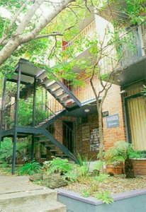 Punt Hill - Davis Avenue