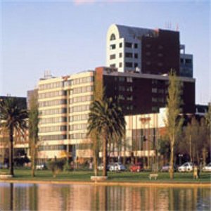 Carlton Crest Hotel Melbourne