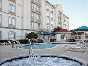 La Quinta Inn & Suites Arlington South