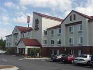 Red Roof Inn & Suites Milton