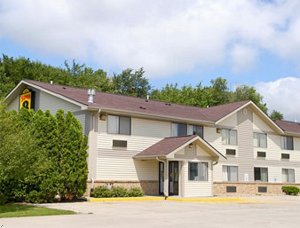 Super 8 Motel - Independence