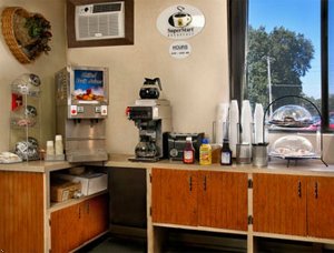 Pipestone Super 8 Motel