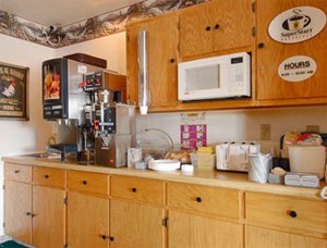 Super 8 Motel - Warroad