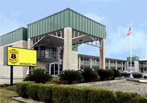 Super 8 Motel - Seguin