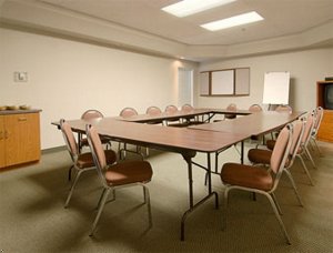 Super 8 Motel - Morris Regional