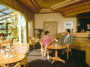 King Malcolm Hotel