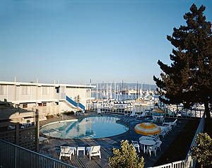 Marina Village Inn