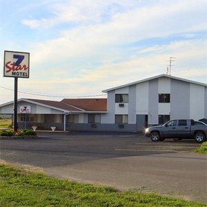 7 Star Inn Marshfield