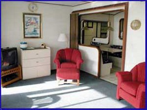 Mariners Boathouse & Beach Resort (Vri)