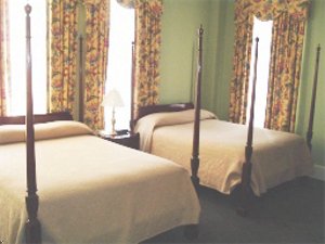 Planters Inn